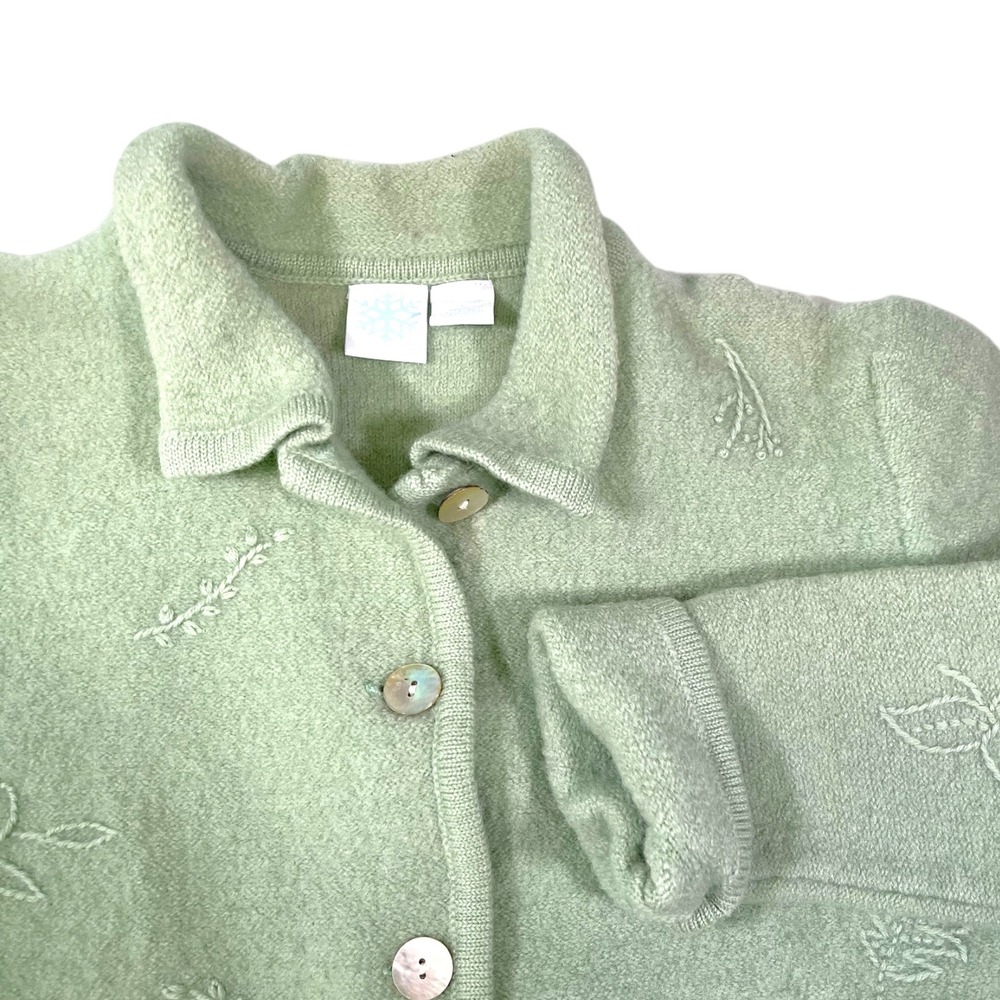 Snowflake L Sage Green‎ Cardigan Leaf Embroidered Shell Button Cottagecore Knit